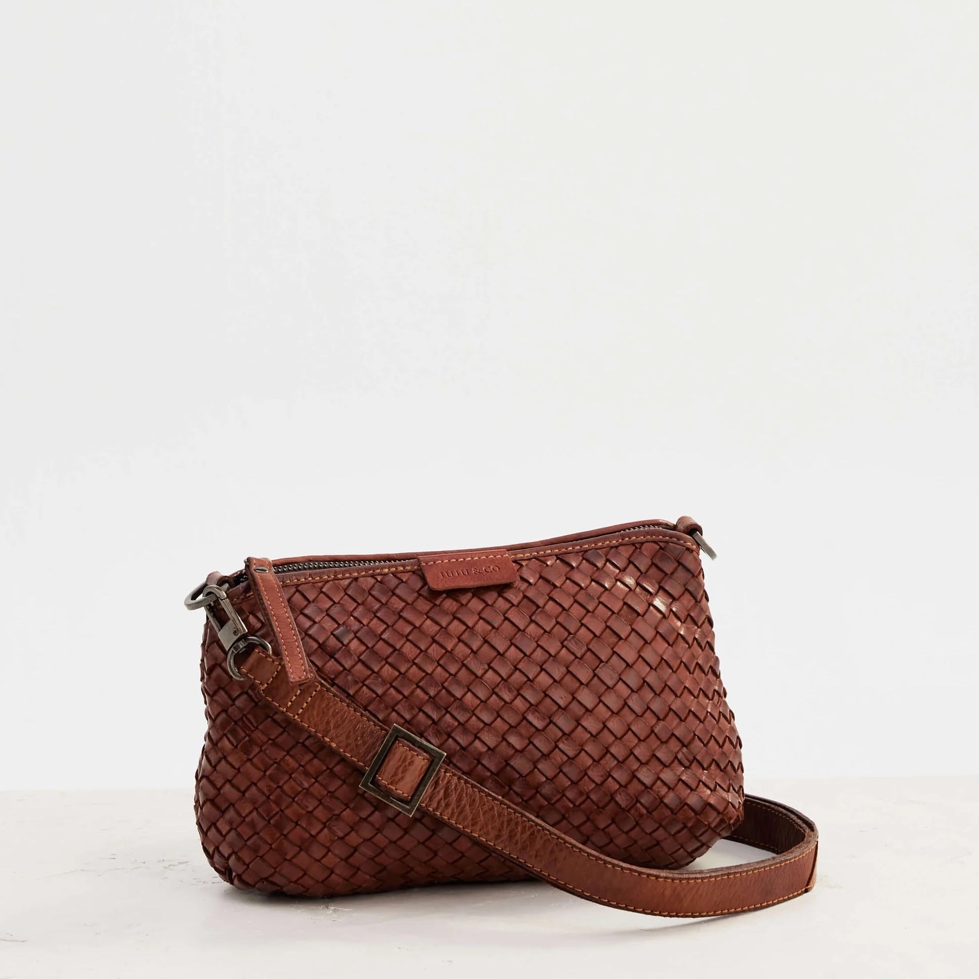 Basque Crossbody Bag / Amber