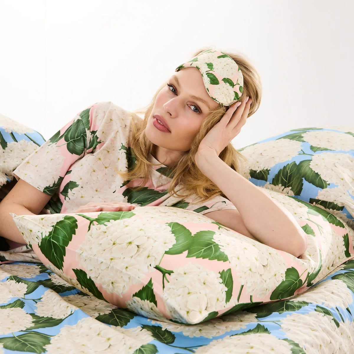 Hydrangea Pink Silk Pillowcase