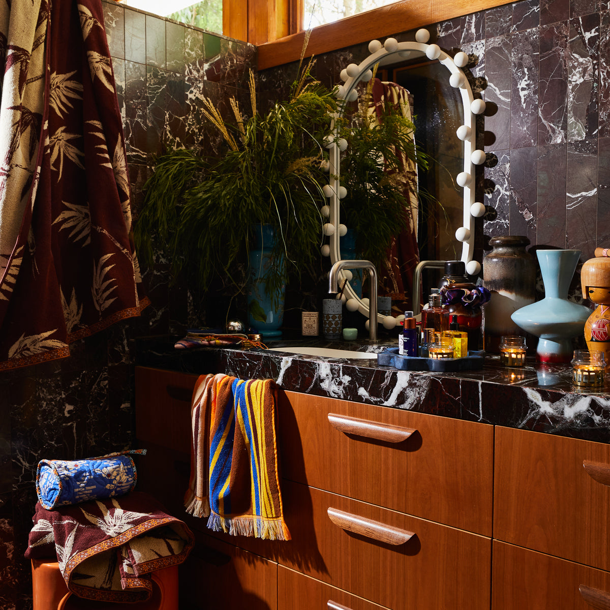 Marta Makeup Bag / Ultramarine