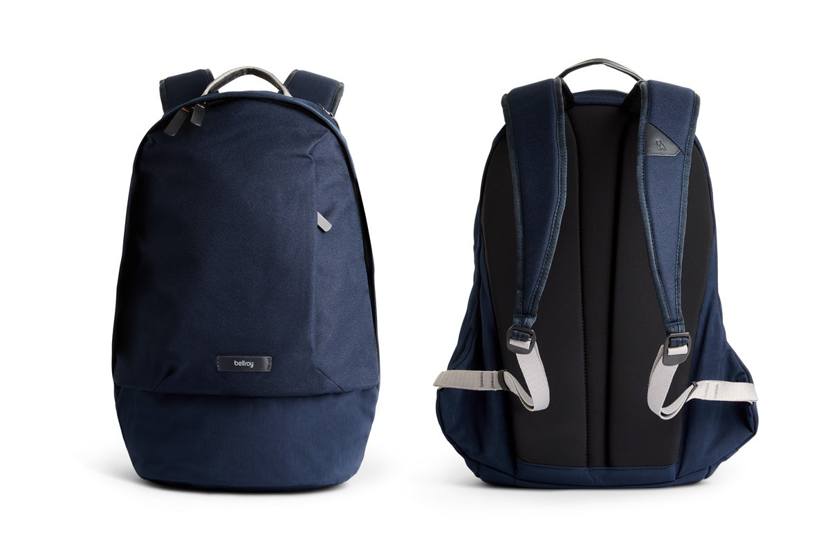 Classic Backpack / Navy