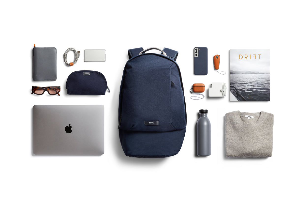 Classic Backpack / Navy