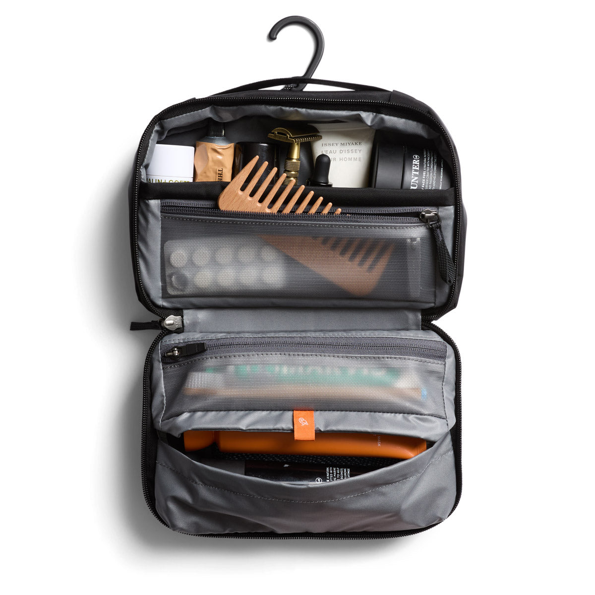 Hanging Toiletry Bag / Black
