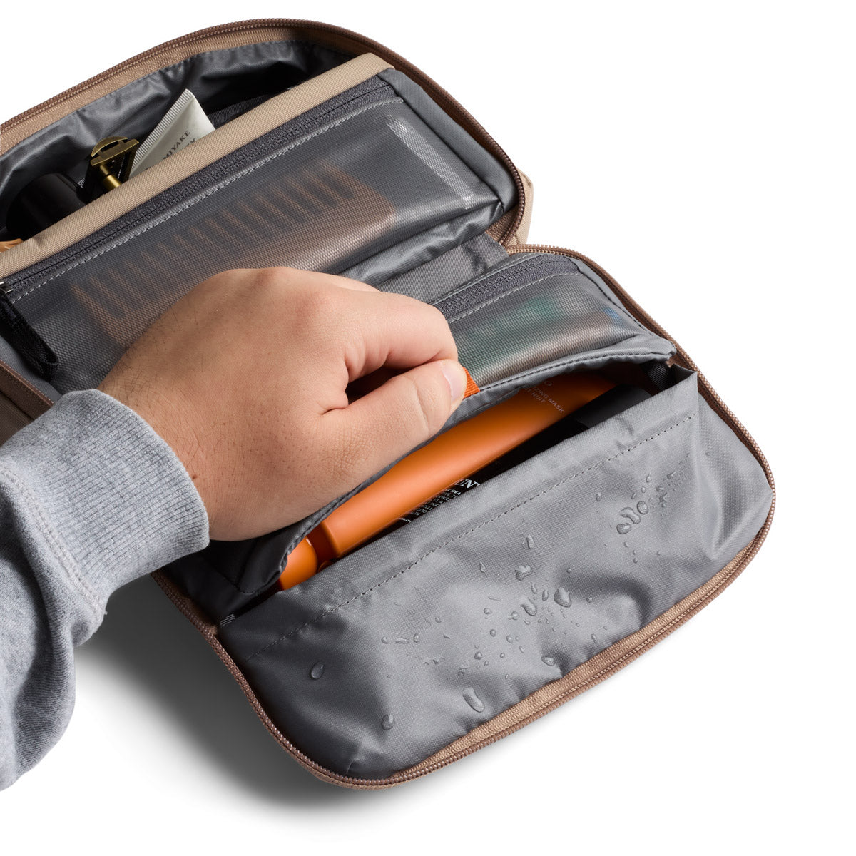 Hanging Toiletry Bag / Stone