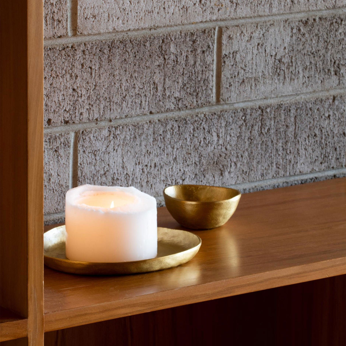 Pebble Tealight Holder Brass