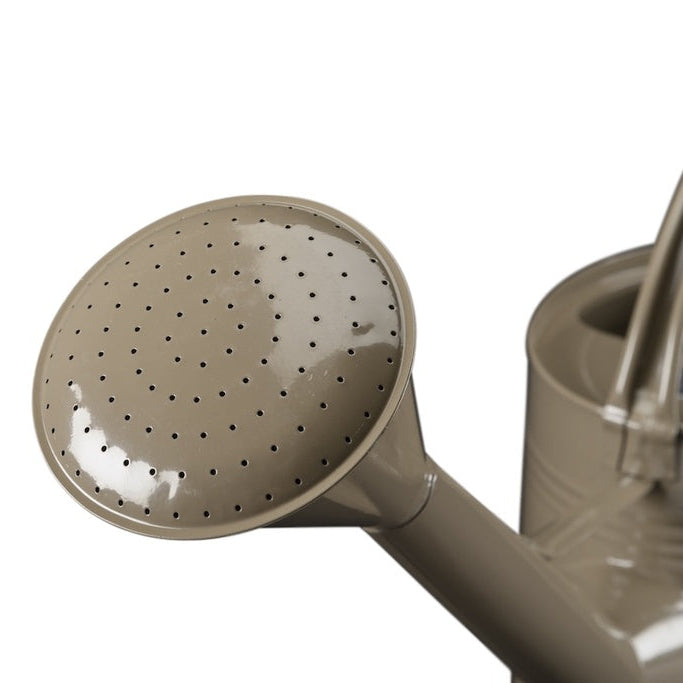 Waterfall 9L Watering Can / Truffle