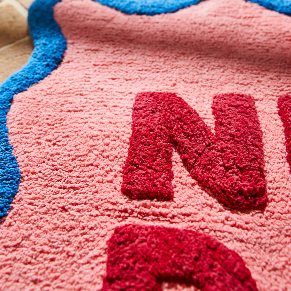 Amalie Nudie Bath Mat / Hibiscus