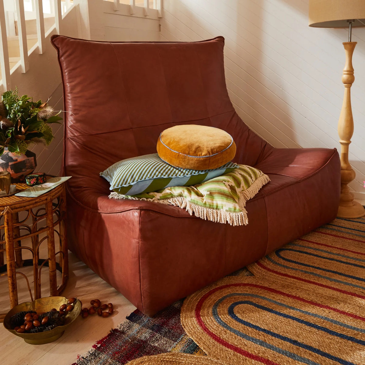 Castilo Round Velvet Cushion / Ginger Feather