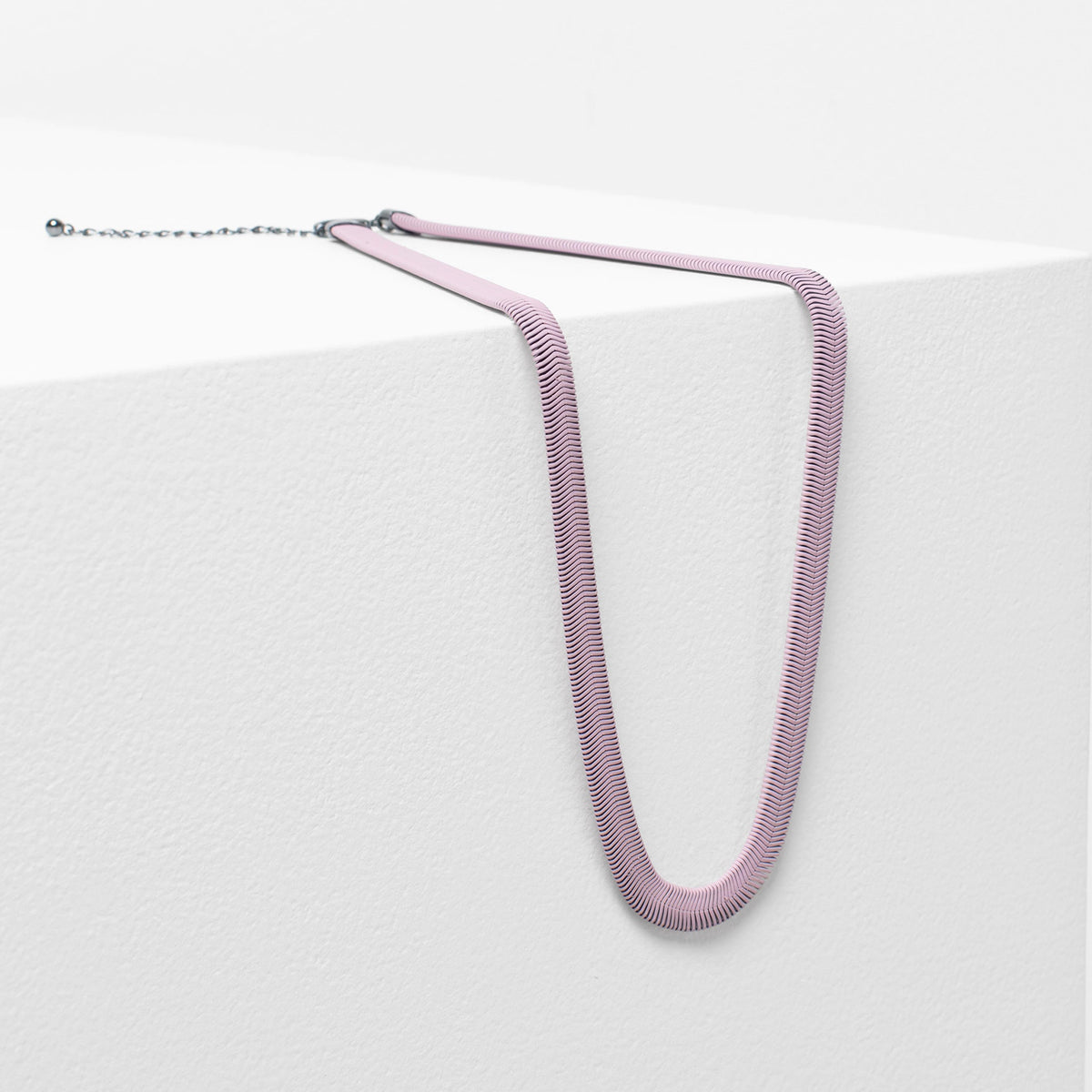 Vell Short Necklace / Pink Salt