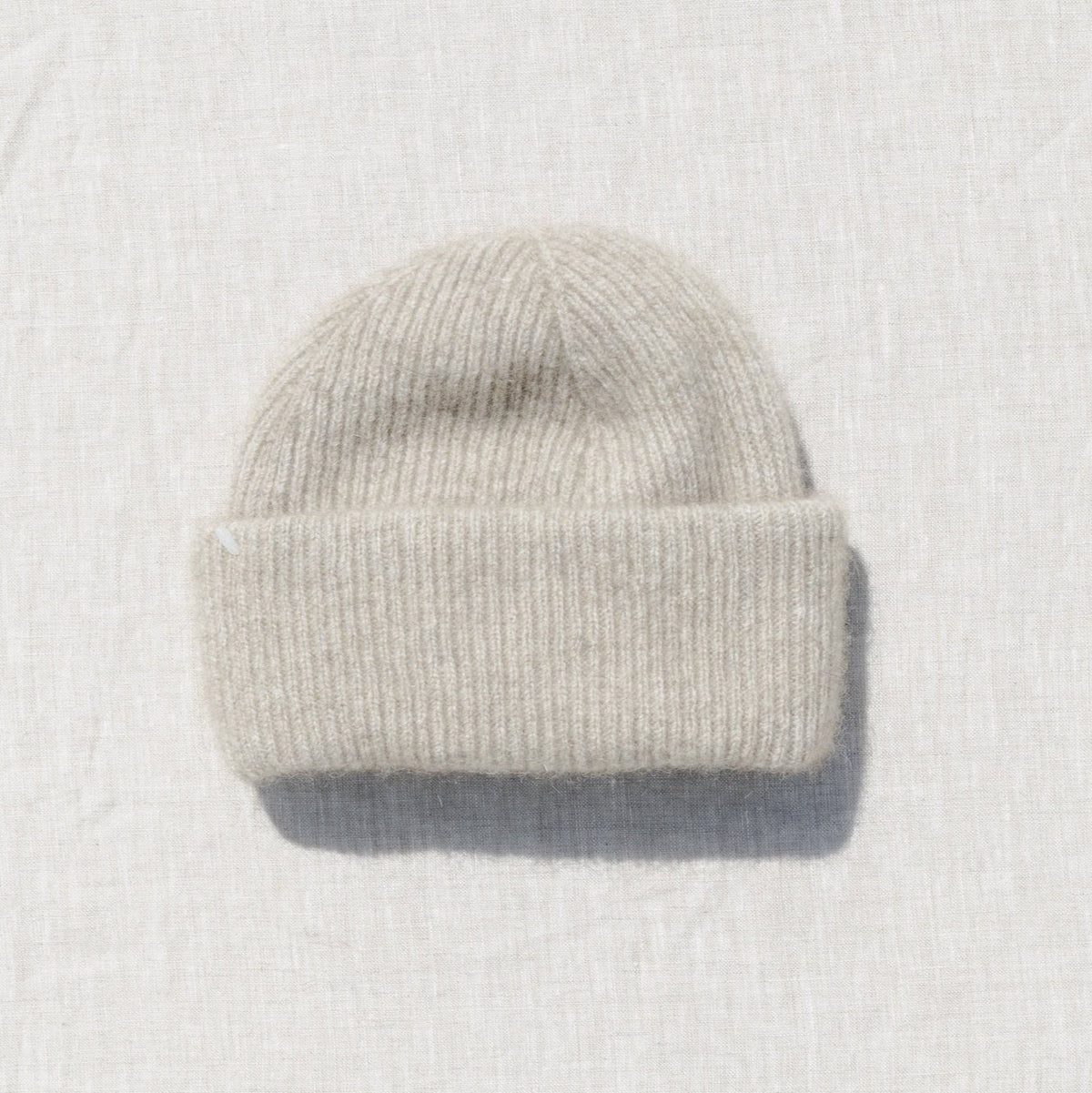 Possum Merino Fine Rib Beanie / Mocha