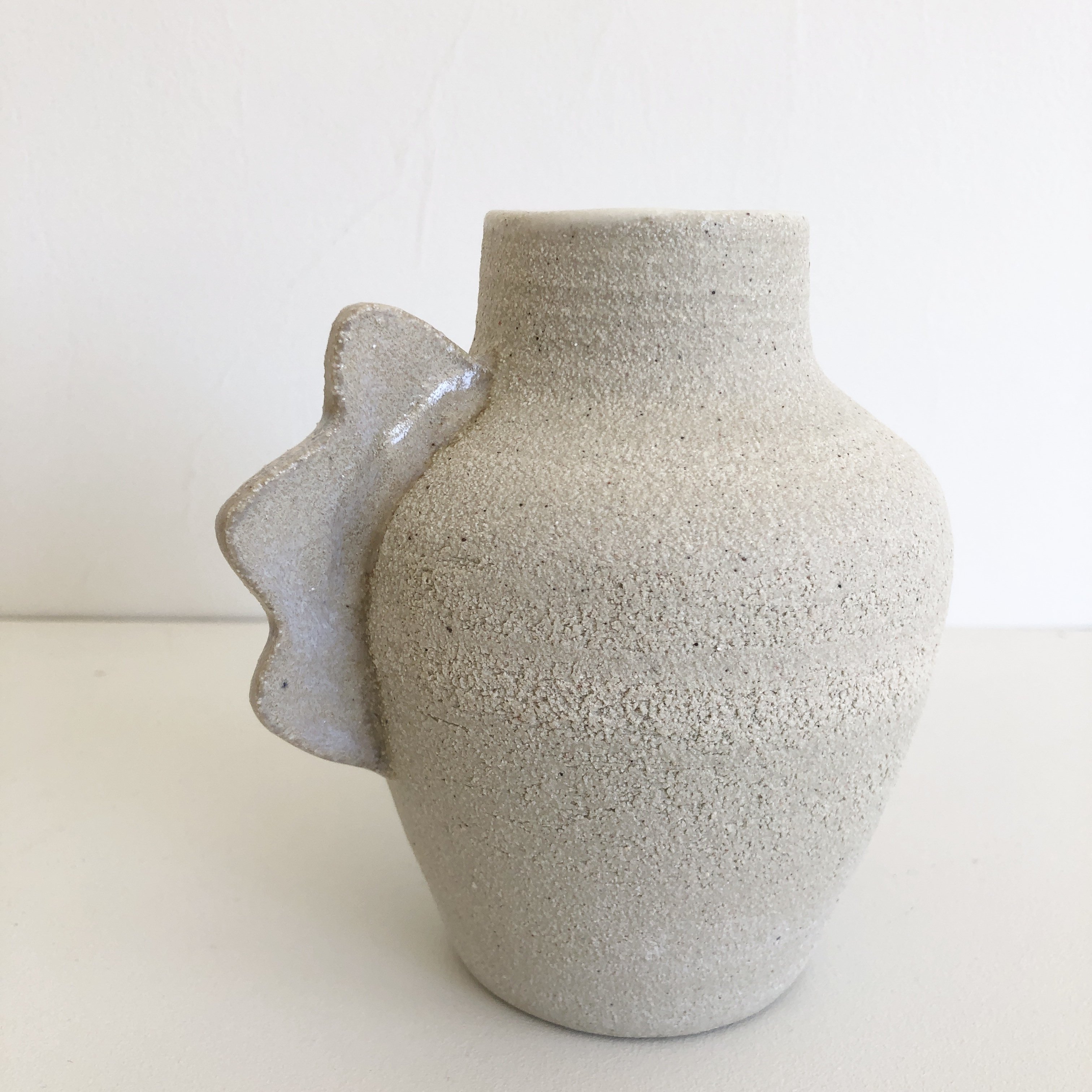 Dreamy Vase with Handle