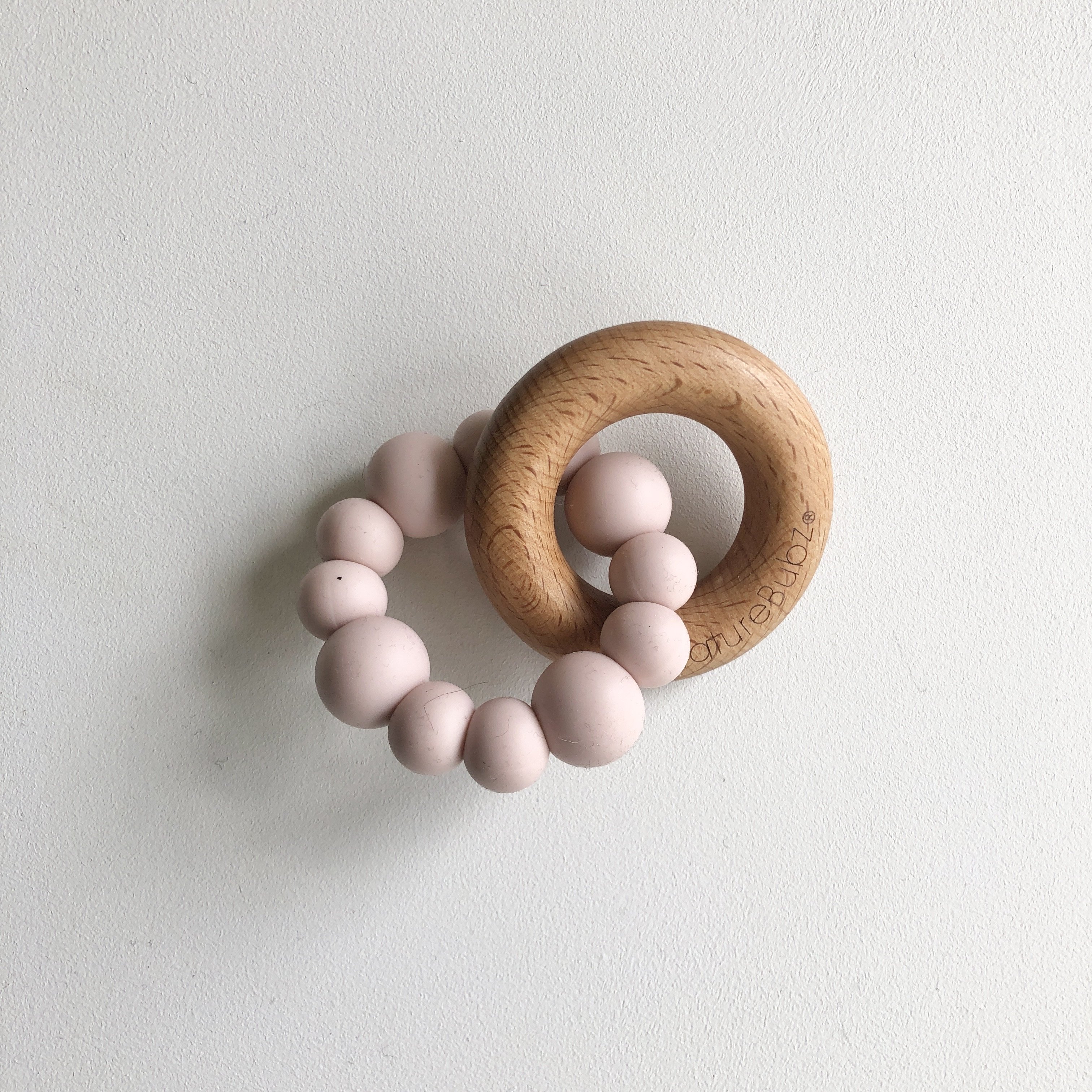 Cove Teether / Dusky Pink